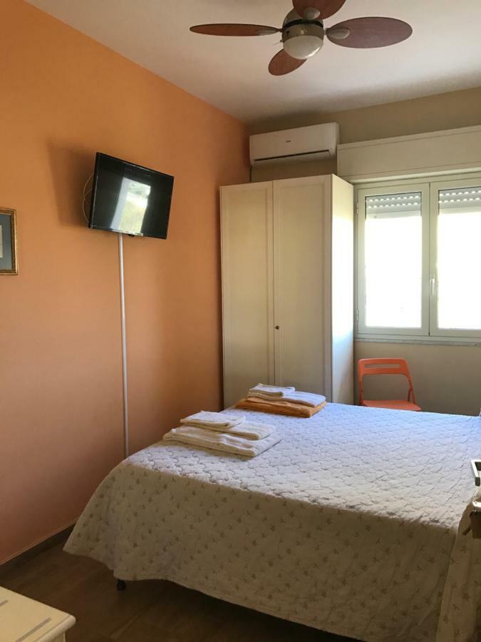 Frontemare Bed & Breakfast Агридженто Екстериор снимка