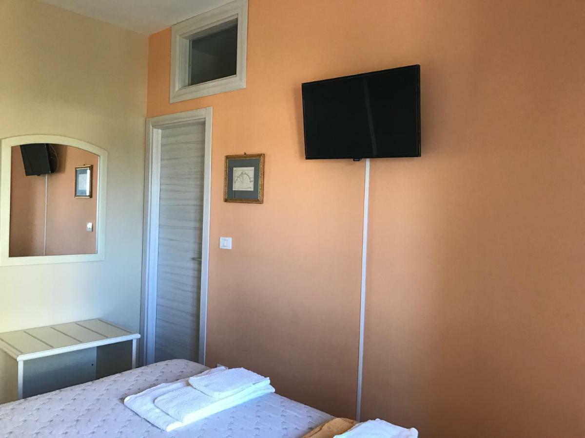 Frontemare Bed & Breakfast Агридженто Екстериор снимка